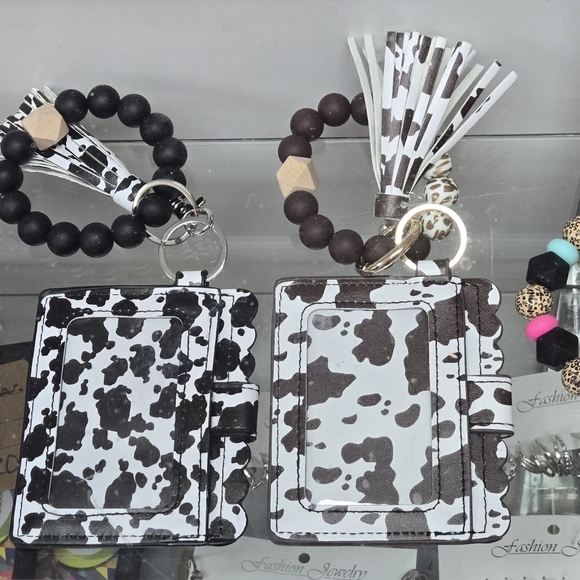 Vibrant Orange Keychain Card Holder - Picture 4 of 4